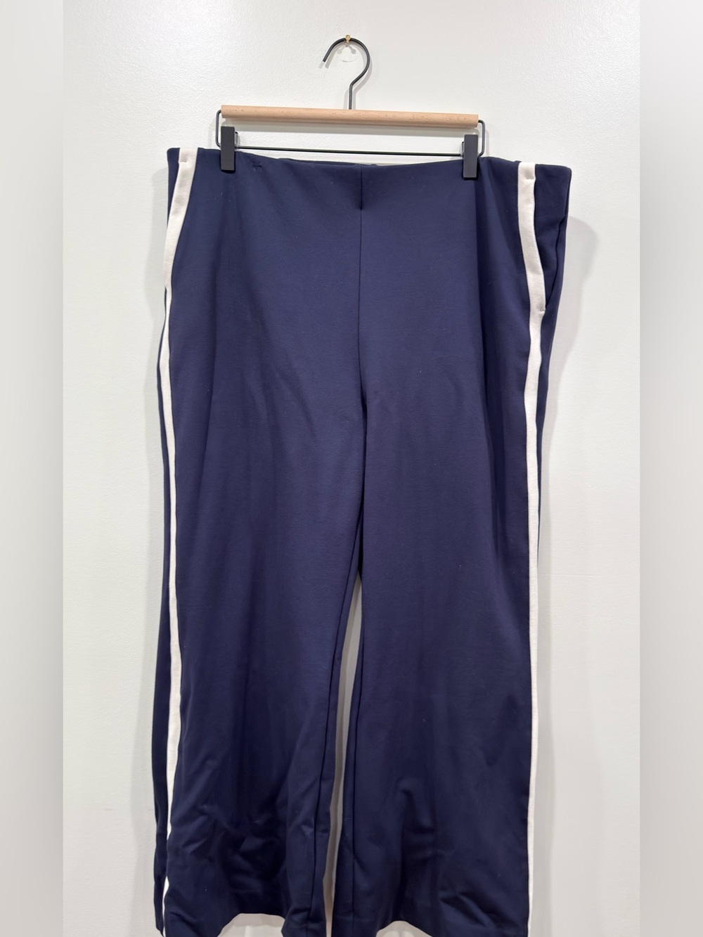 Navy Side-Stripe Flared Knit Pants - Picture 3 of 6